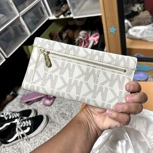 Cute White MK Walket